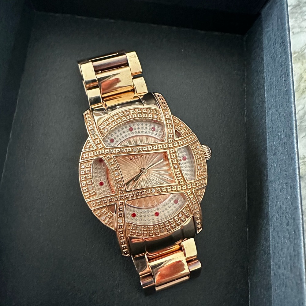 Women’s JBW rose gold watch in excellent condition
